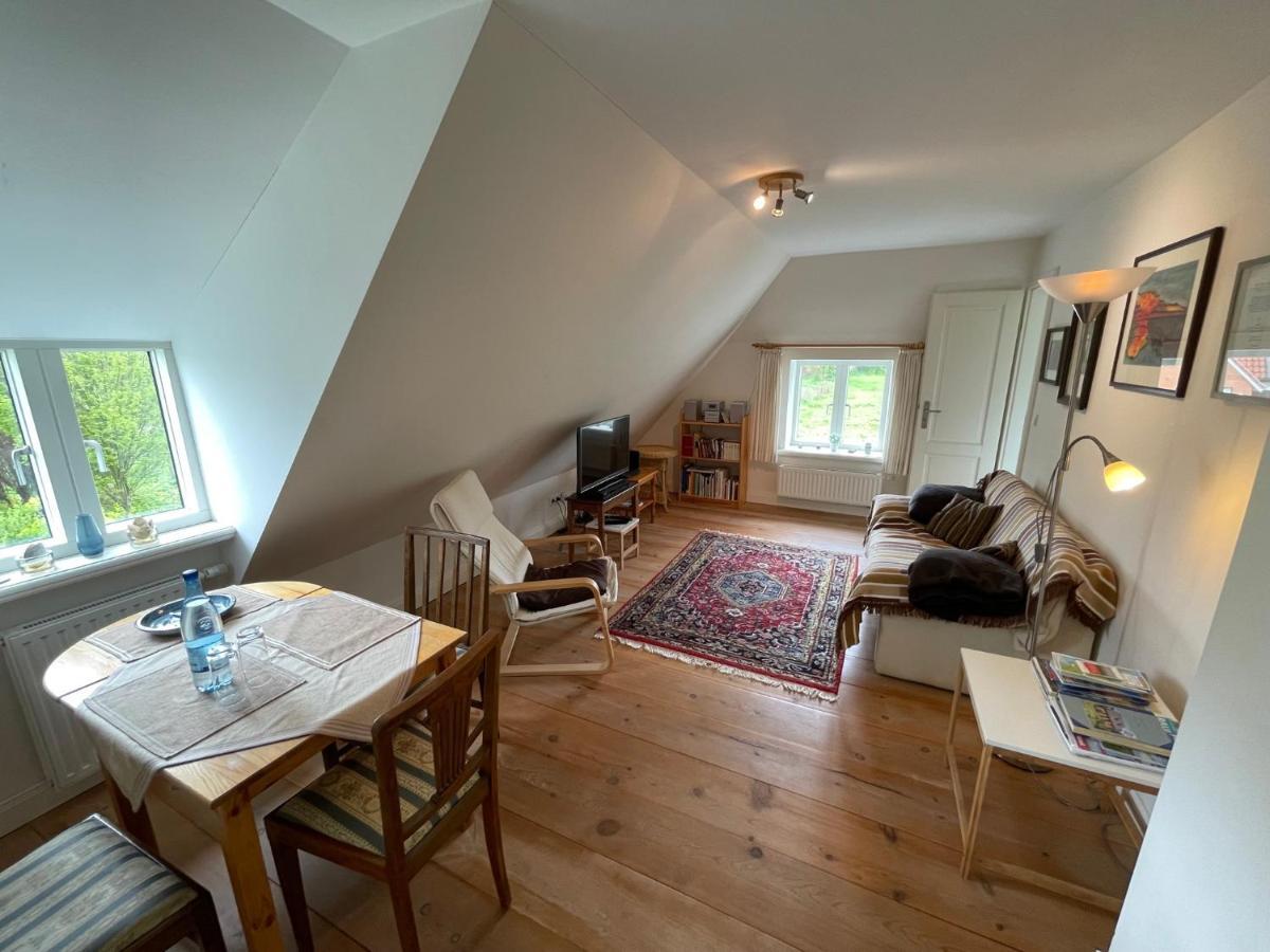 Gaestehaus Zum Krug Husum  Exteriér fotografie